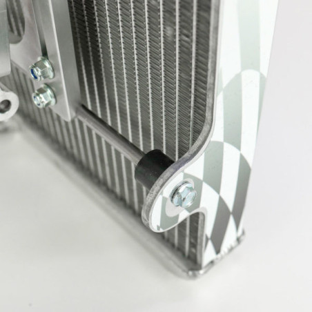 RADIATOR EM-02 UPPER LARGE (WITH BRACKETS)