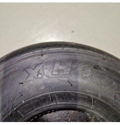 SET VEGA X H4 TIRES (USED)
