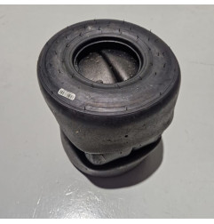 SET VEGA X H4 TIRES (USED)